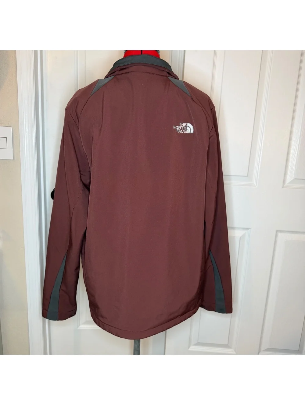 The North Face TNF Apex Soft Shell Full Zip Jacket Burgundy Dark Gray Men’s M